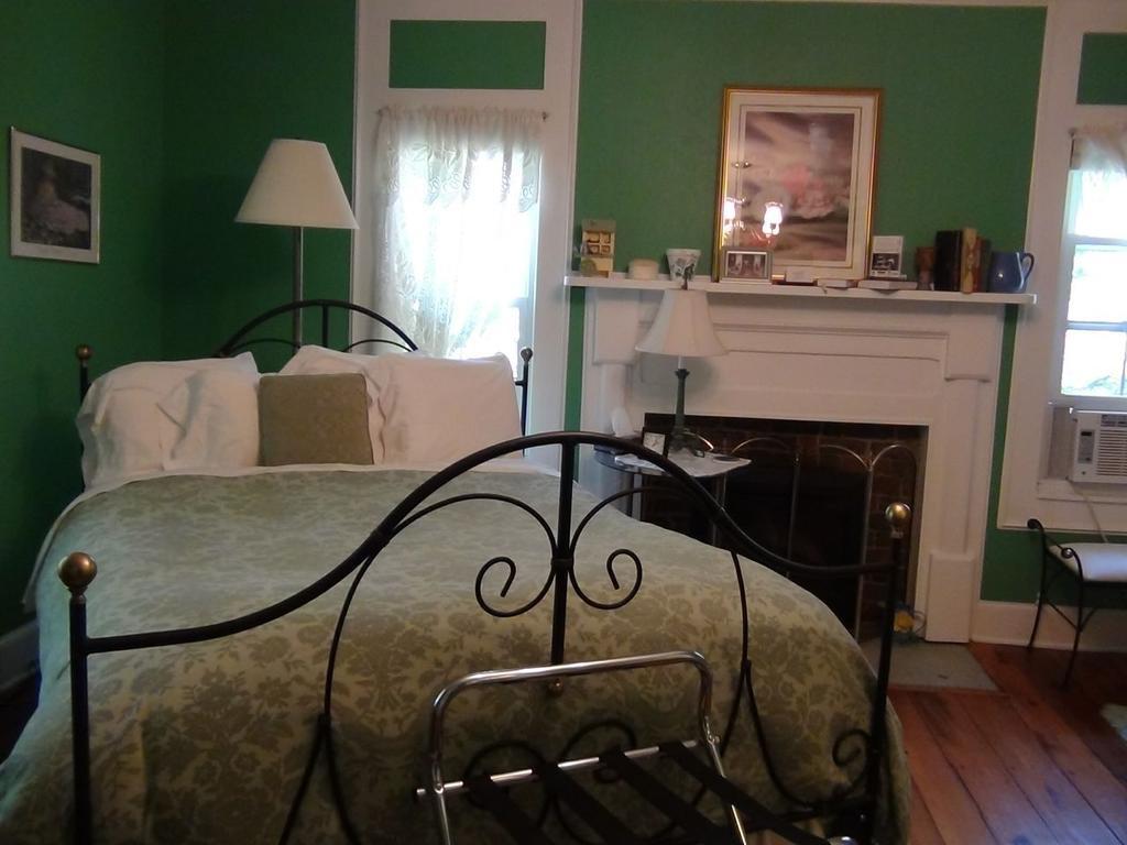Buffalo Tavern Bed And Breakfast West Jefferson Camera foto