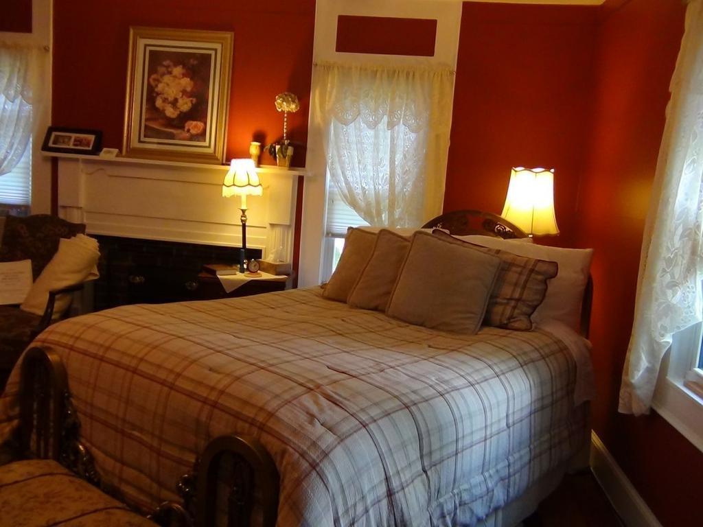 Buffalo Tavern Bed And Breakfast West Jefferson Camera foto