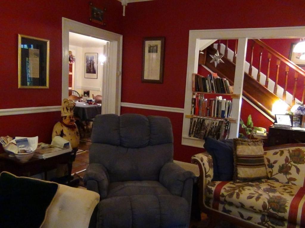 Buffalo Tavern Bed And Breakfast West Jefferson Esterno foto
